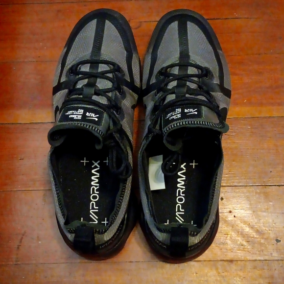 NIKE AIR VAPORMAX 2019 'GHOST BLACK' SZ 10 AR6631-004 - Picture 7 of 8